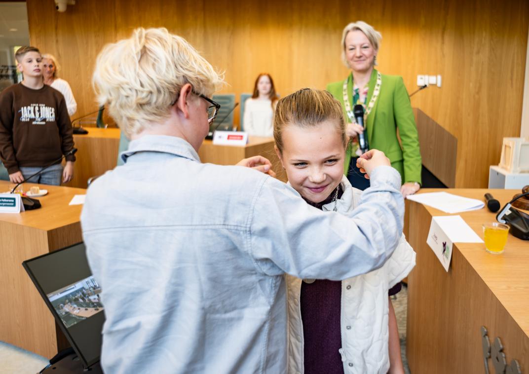 Kinderburgemeester Myrthe Folkersma
