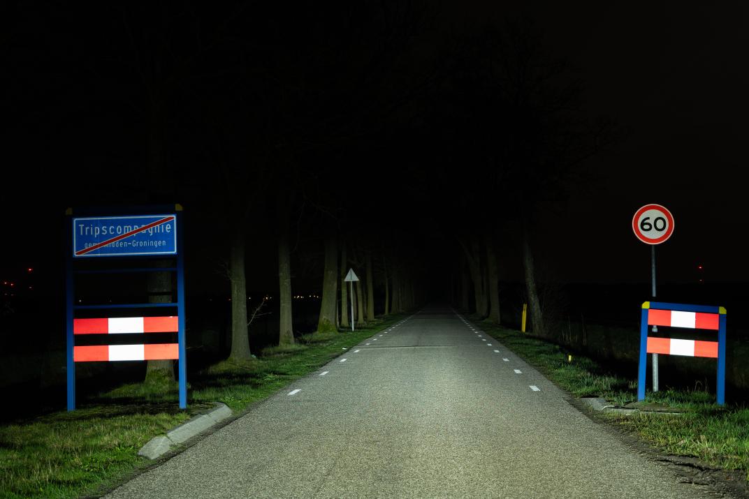 Lichter wegdek, reflectiematerialen Tripscompagnie