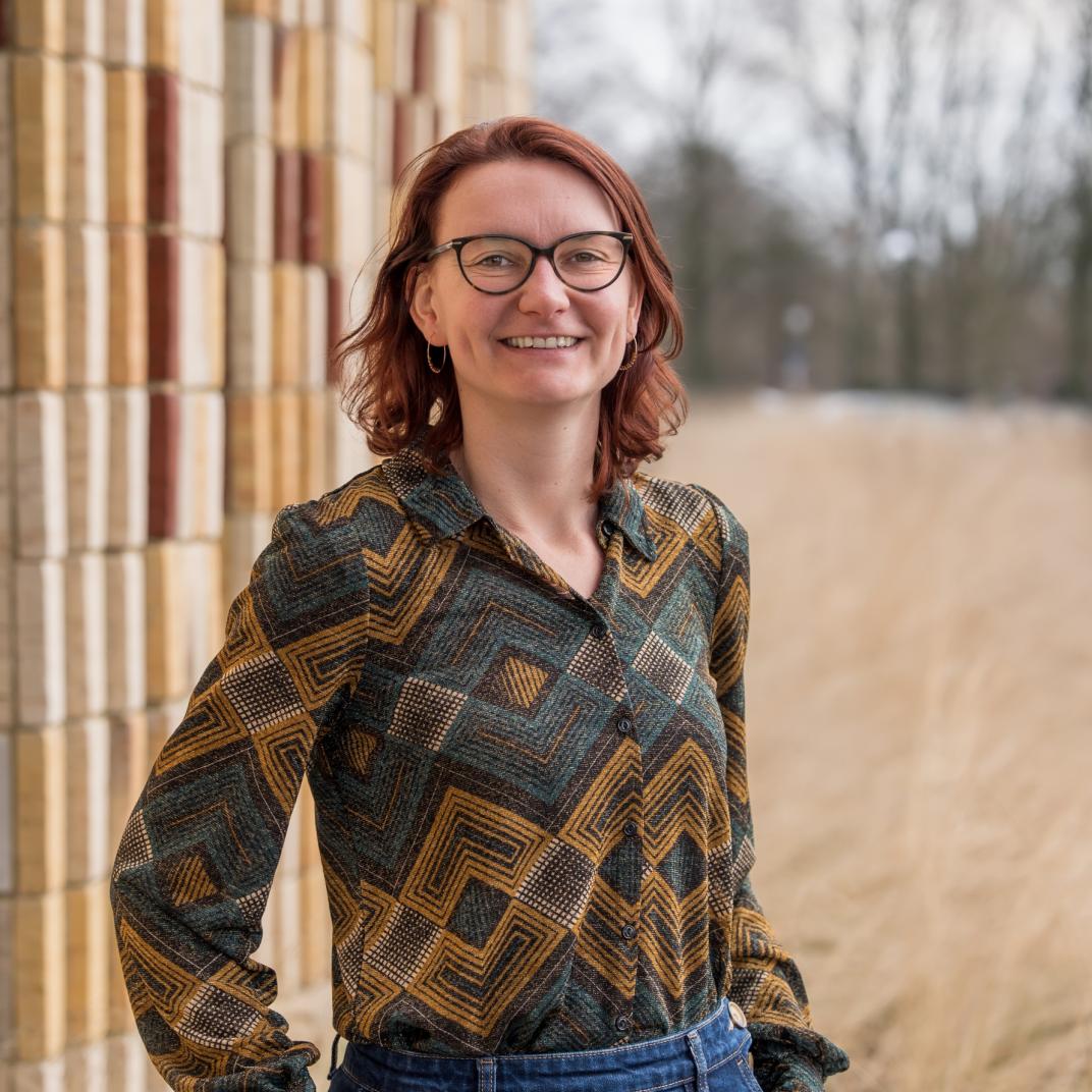 Portretfoto van Loes Heeling